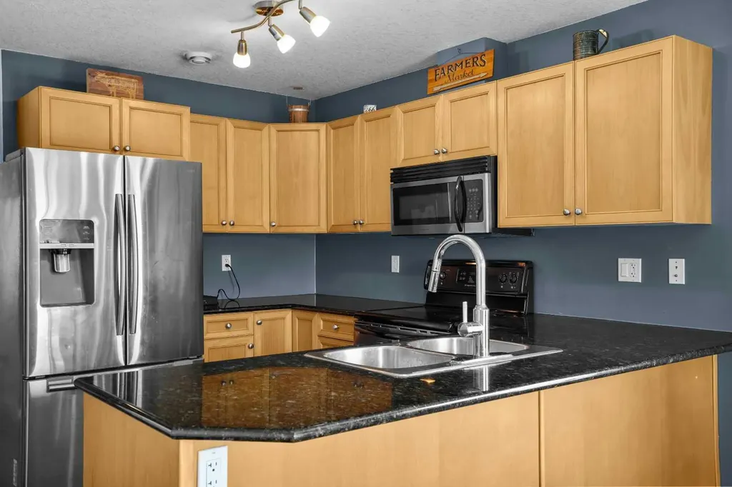 302 Sunrise Terrace NE High River AB T1V 0C3