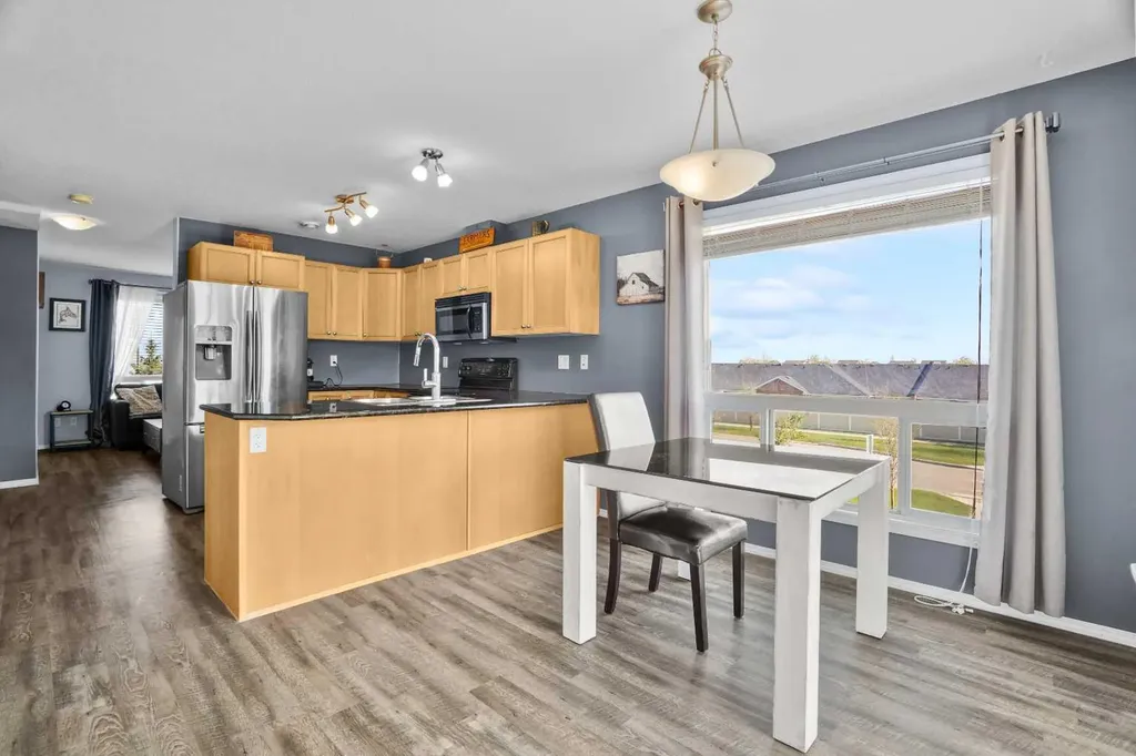 302 Sunrise Terrace NE High River AB T1V 0C3