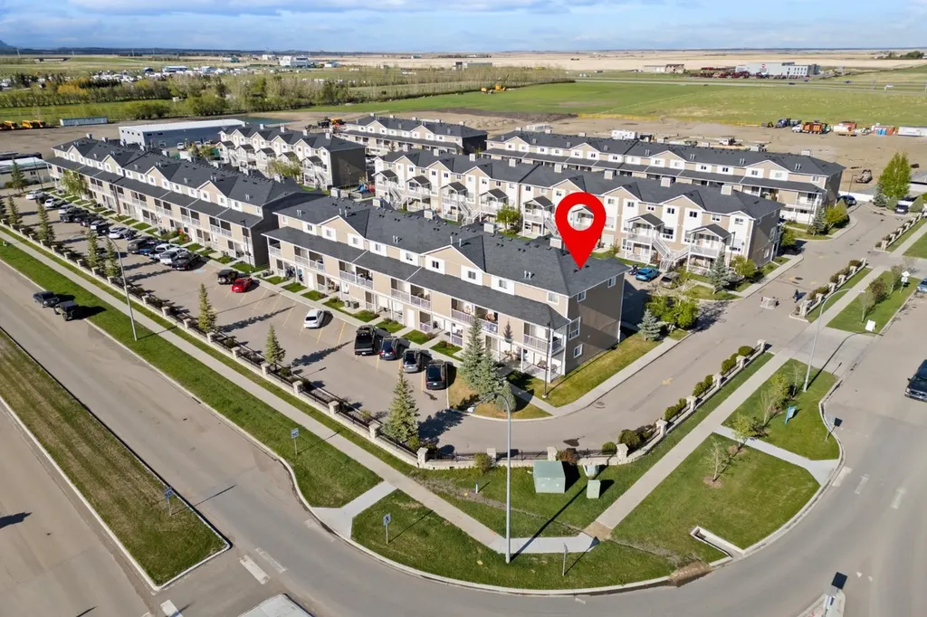 302 Sunrise Terrace NE High River AB T1V 0C3