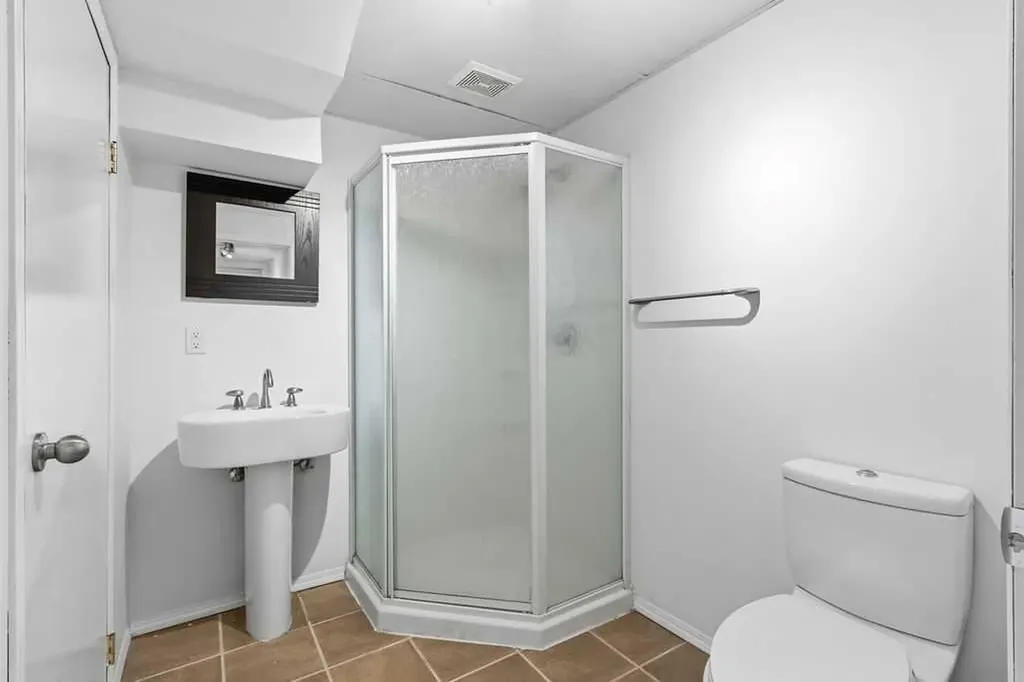 30 Tuscany Springs Heights NW Calgary AB T3M 2M9