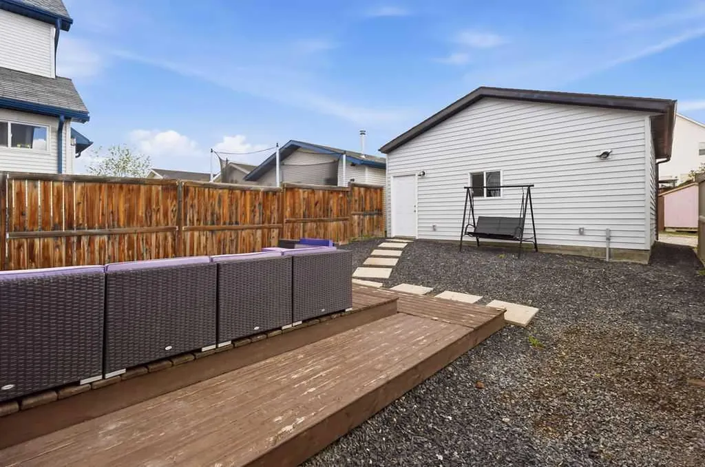 30 Tuscany Springs Heights NW Calgary AB T3M 2M9