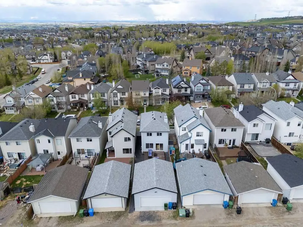 30 Tuscany Springs Heights NW Calgary AB T3M 2M9