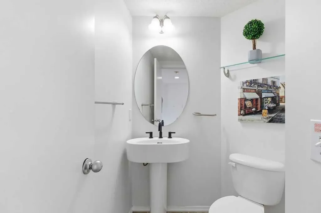 30 Tuscany Springs Heights NW Calgary AB T3M 2M9