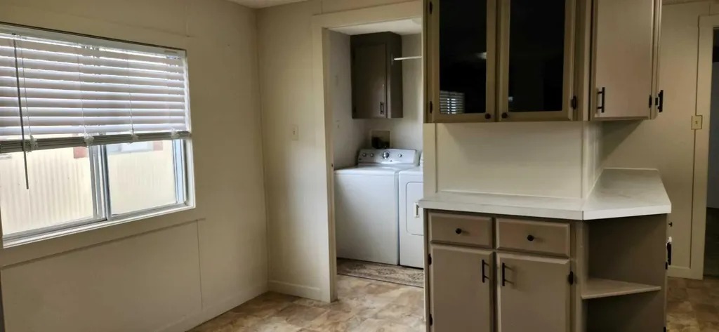 2715 Westside Drive W Lethbridge AB T1J 4M9