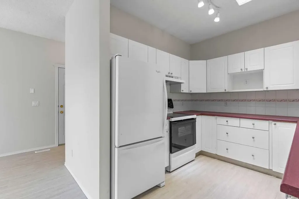 139 Hidden Valley Green NW Calgary AB T3A 5L8