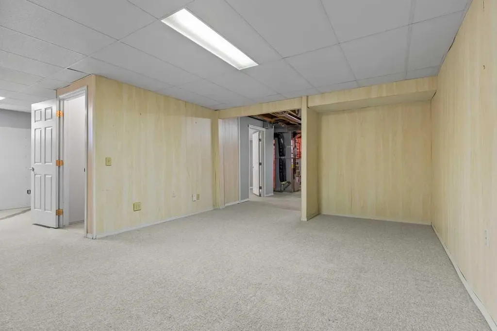 139 Hidden Valley Green NW Calgary AB T3A 5L8