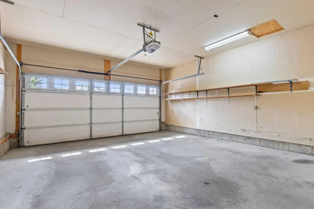 139 Hidden Valley Green NW Calgary AB T3A 5L8