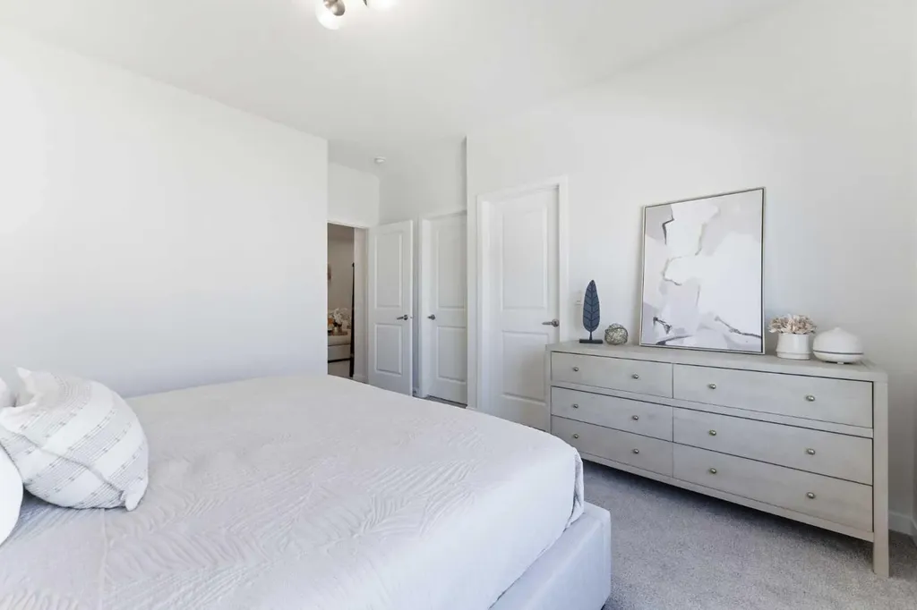 71 Magnolia Court SE Calgary AB T3M 3M6