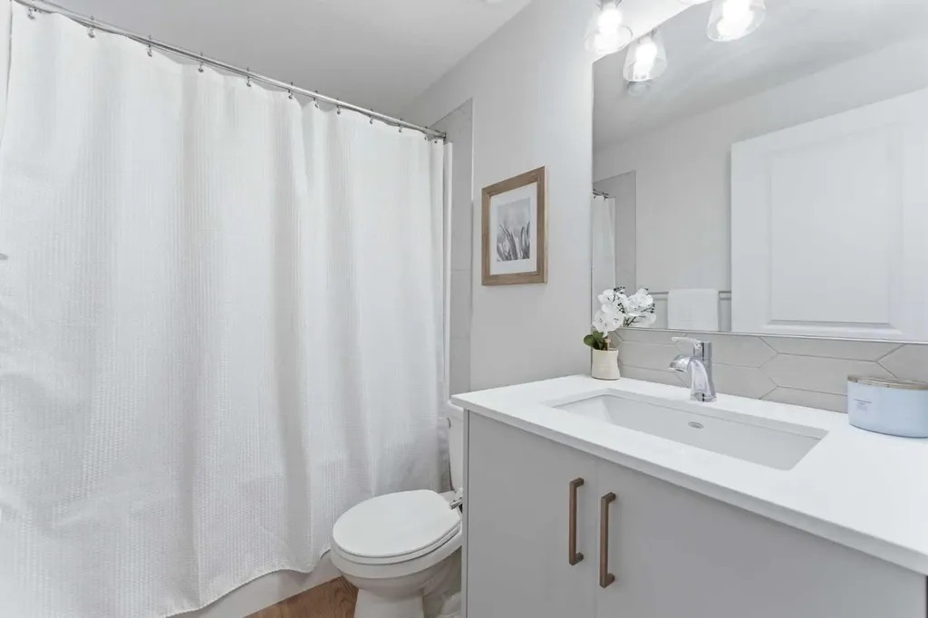71 Magnolia Court SE Calgary AB T3M 3M6