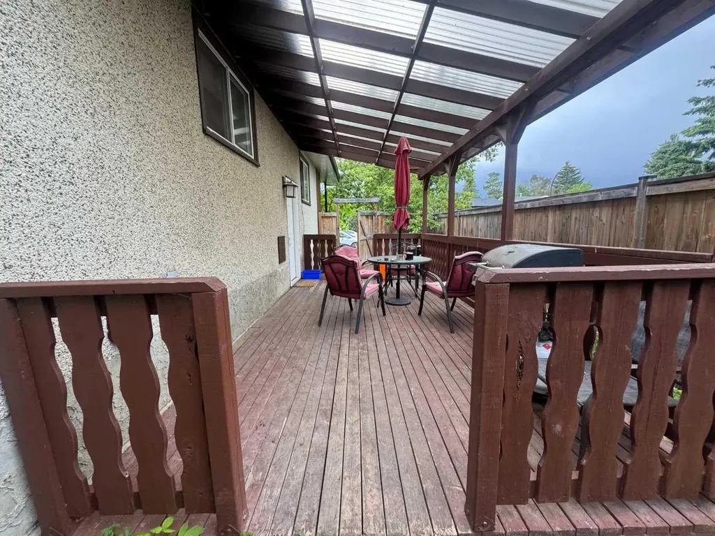 59 Nichols Crescent Red Deer AB T4P 1P5