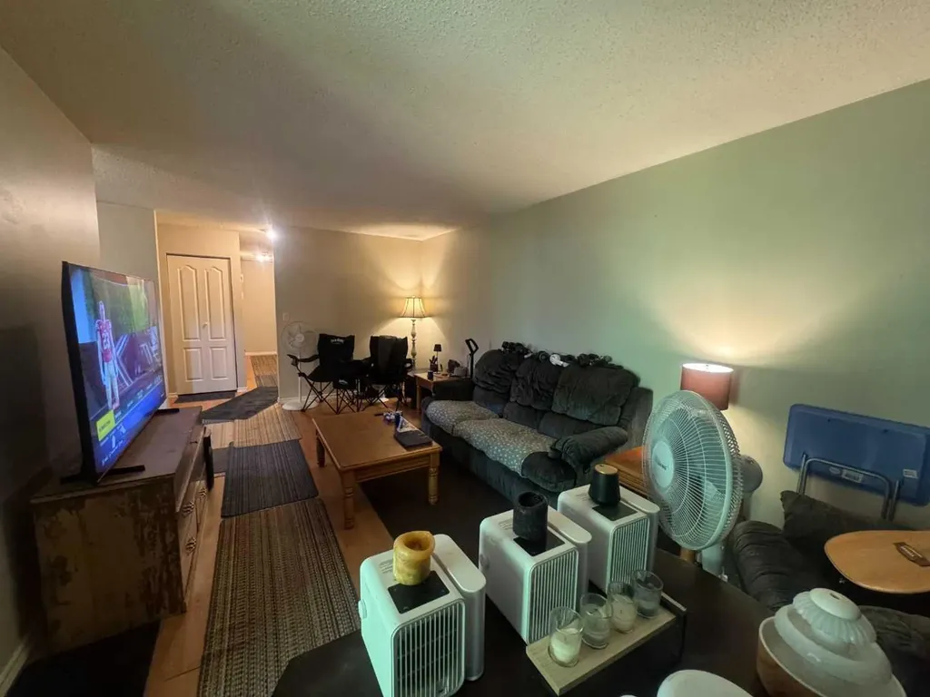 59 Nichols Crescent Red Deer AB T4P 1P5