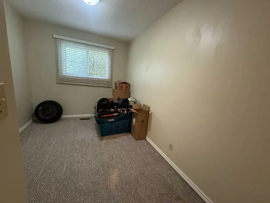 59 Nichols Crescent Red Deer AB T4P 1P5