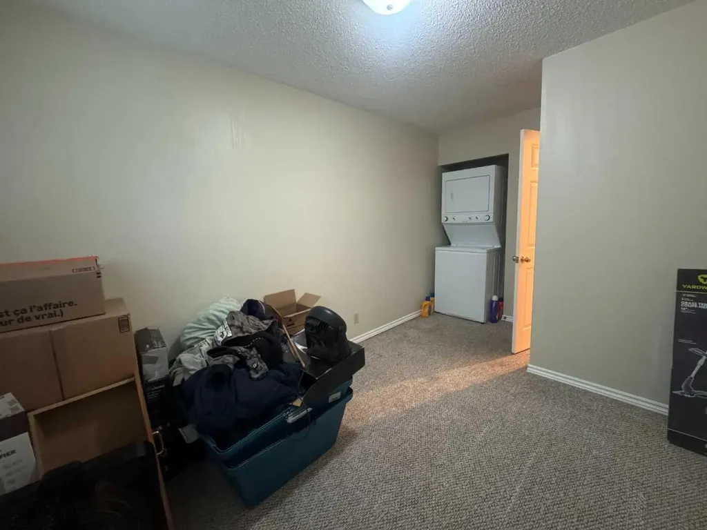 59 Nichols Crescent Red Deer AB T4P 1P5