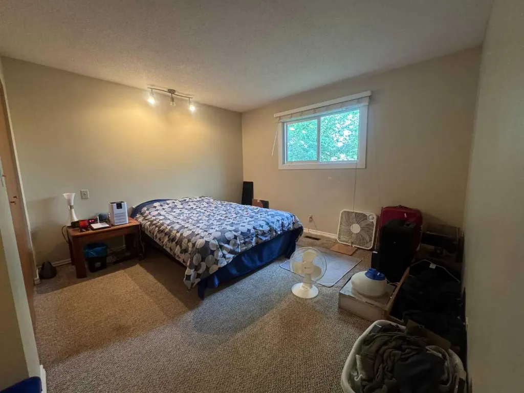 59 Nichols Crescent Red Deer AB T4P 1P5