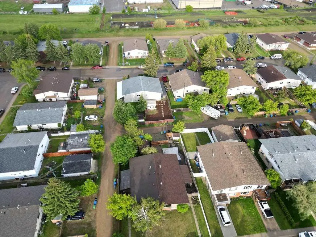 59 Nichols Crescent Red Deer AB T4P 1P5