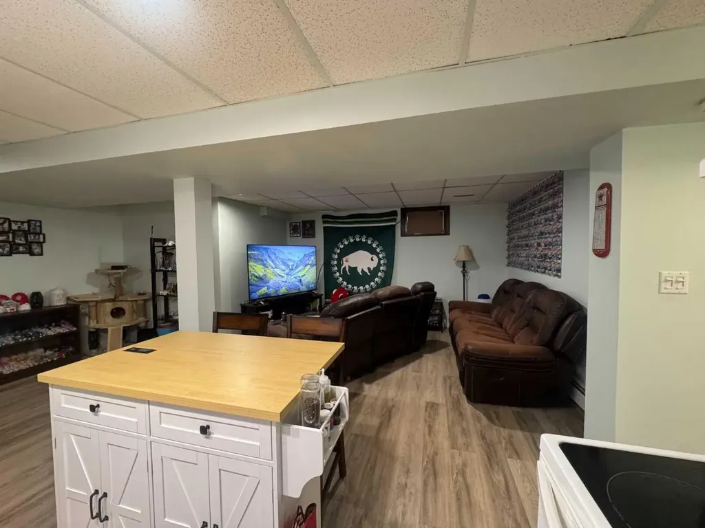 59 Nichols Crescent Red Deer AB T4P 1P5