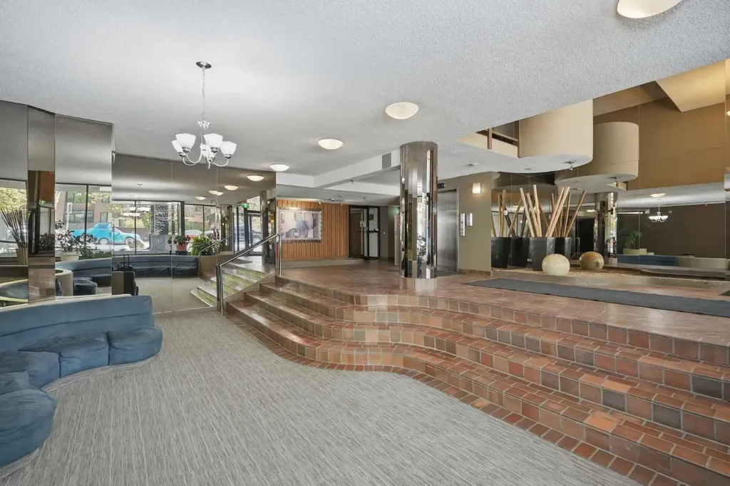 1732 9a Street SW Calgary AB T2T 3E6