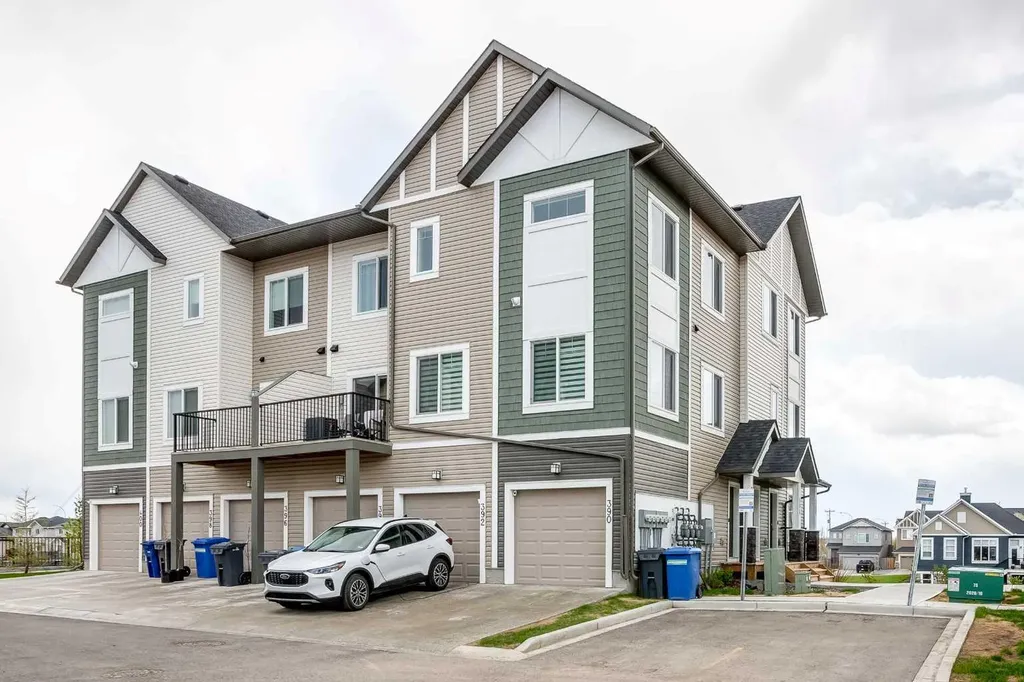 390 Canals Crossing SW Airdrie AB T4B 4L4