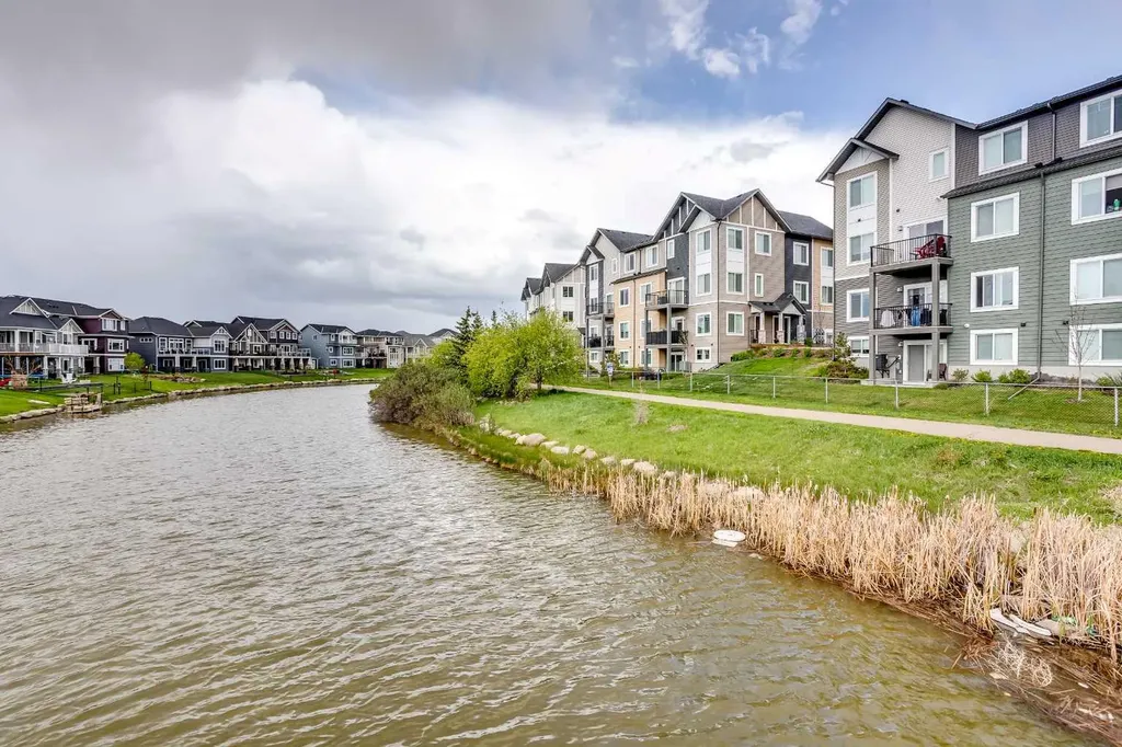 390 Canals Crossing SW Airdrie AB T4B 4L4