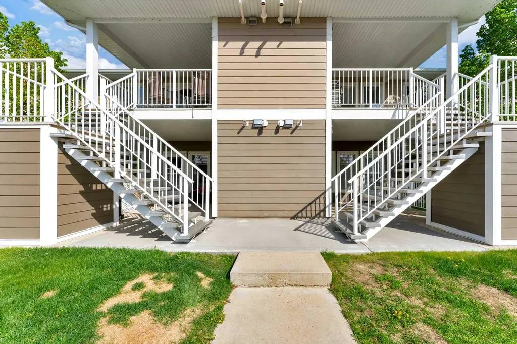 101 Southlands Pointe SE Medicine Hat AB T1B 0M5