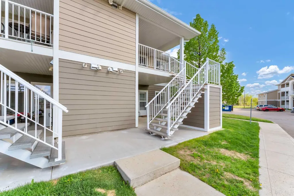 101 Southlands Pointe SE Medicine Hat AB T1B 0M5