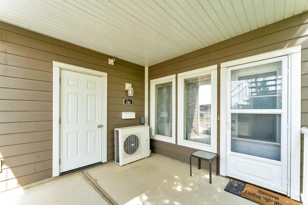 101 Southlands Pointe SE Medicine Hat AB T1B 0M5