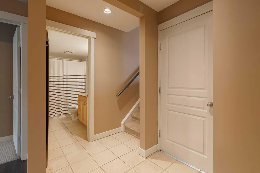 1211 Ranchview Road NW Calgary AB T3G 2B6