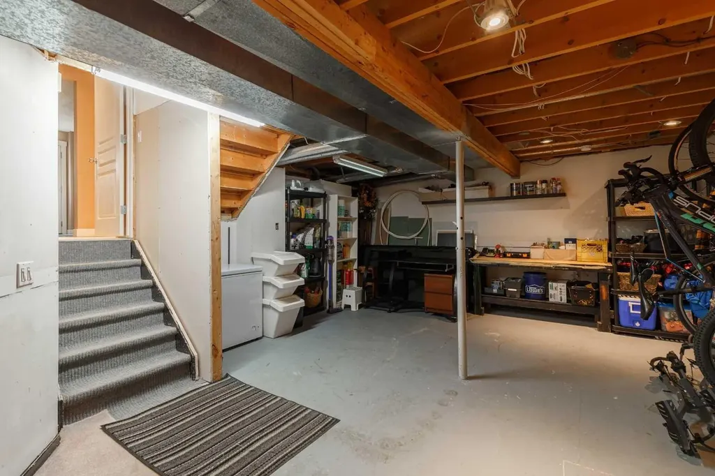 1211 Ranchview Road NW Calgary AB T3G 2B6
