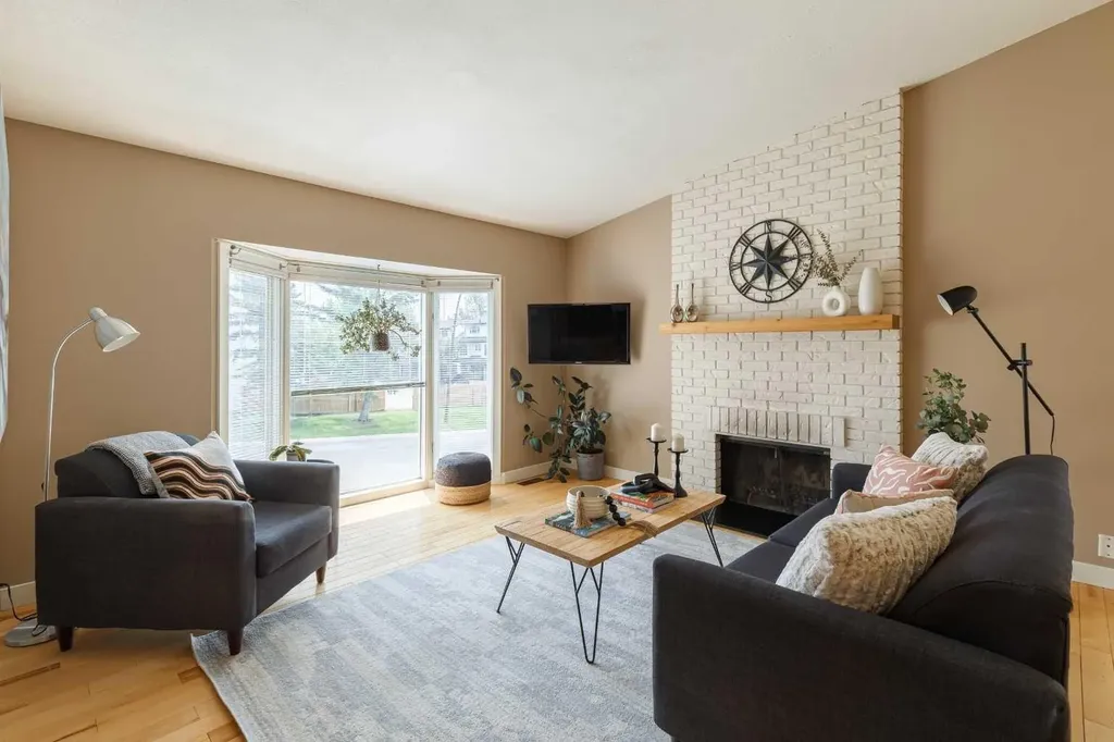 1211 Ranchview Road NW Calgary AB T3G 2B6