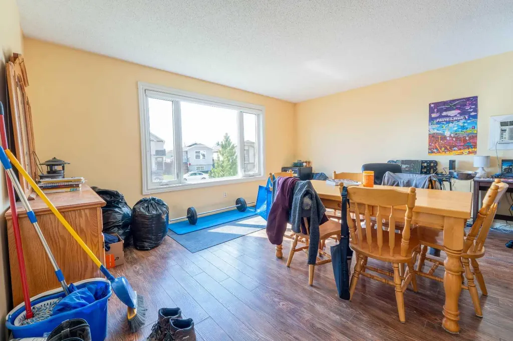 27 Erin Grove Court SE Calgary AB T2B3A8