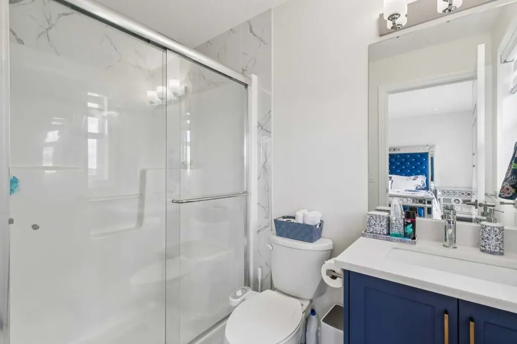 375 Corner Meadows Avenue NE Calgary AB T3N1X7
