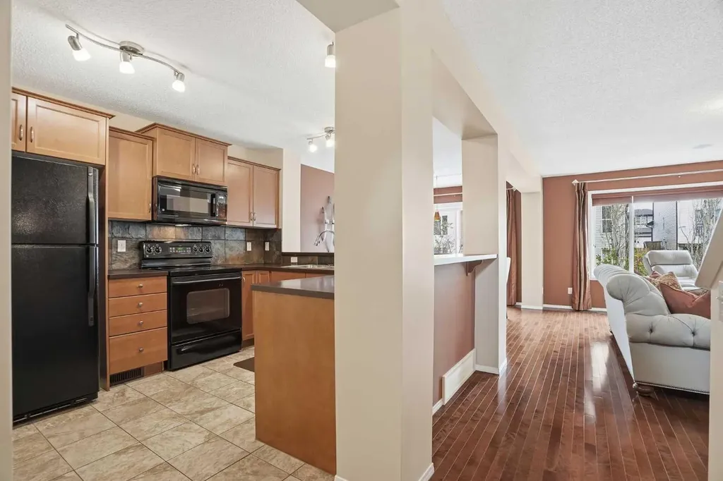 56 Everglen Way SW Calgary AB T2Y 5G3