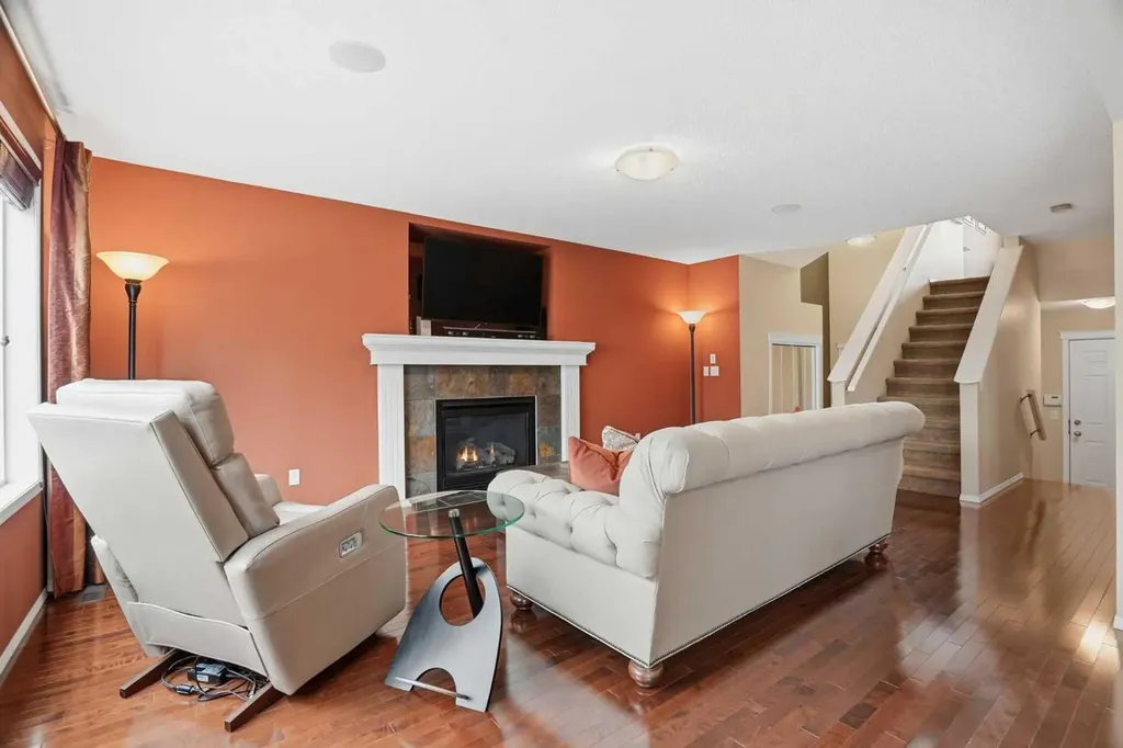 56 Everglen Way SW Calgary AB T2Y 5G3