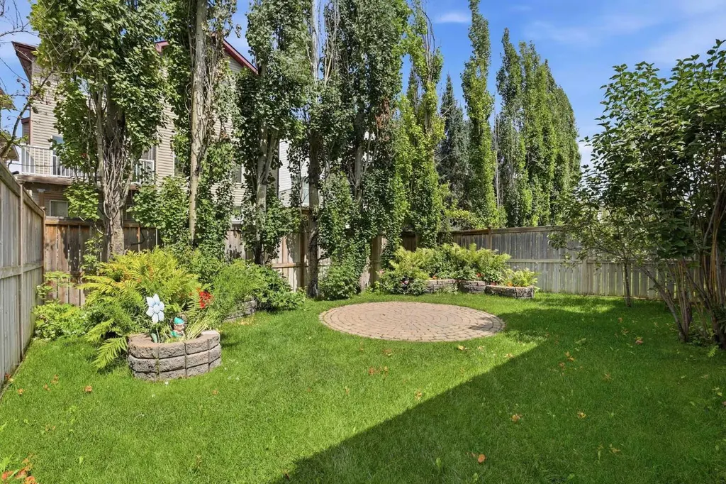 56 Everglen Way SW Calgary AB T2Y 5G3