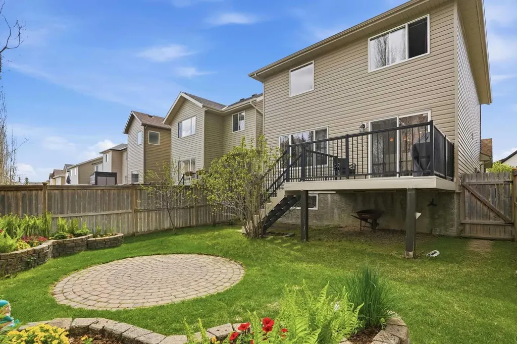 56 Everglen Way SW Calgary AB T2Y 5G3