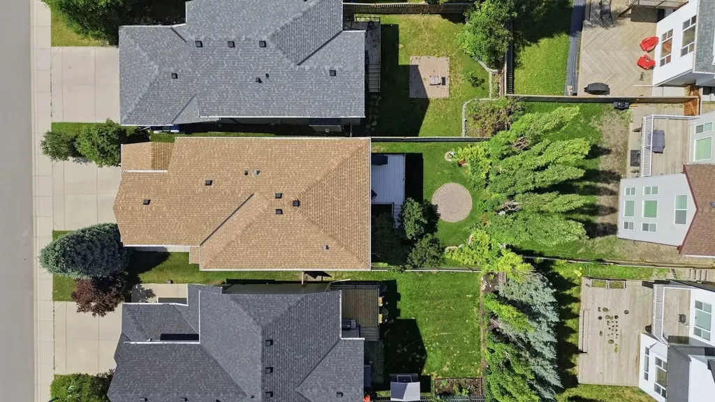 56 Everglen Way SW Calgary AB T2Y 5G3