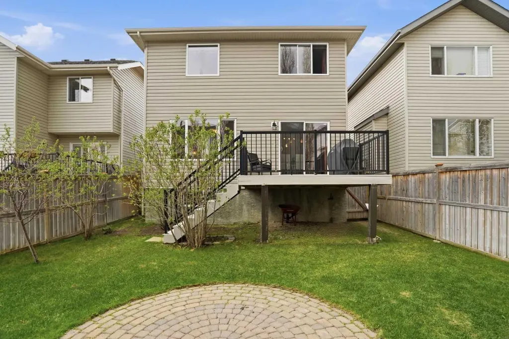 56 Everglen Way SW Calgary AB T2Y 5G3