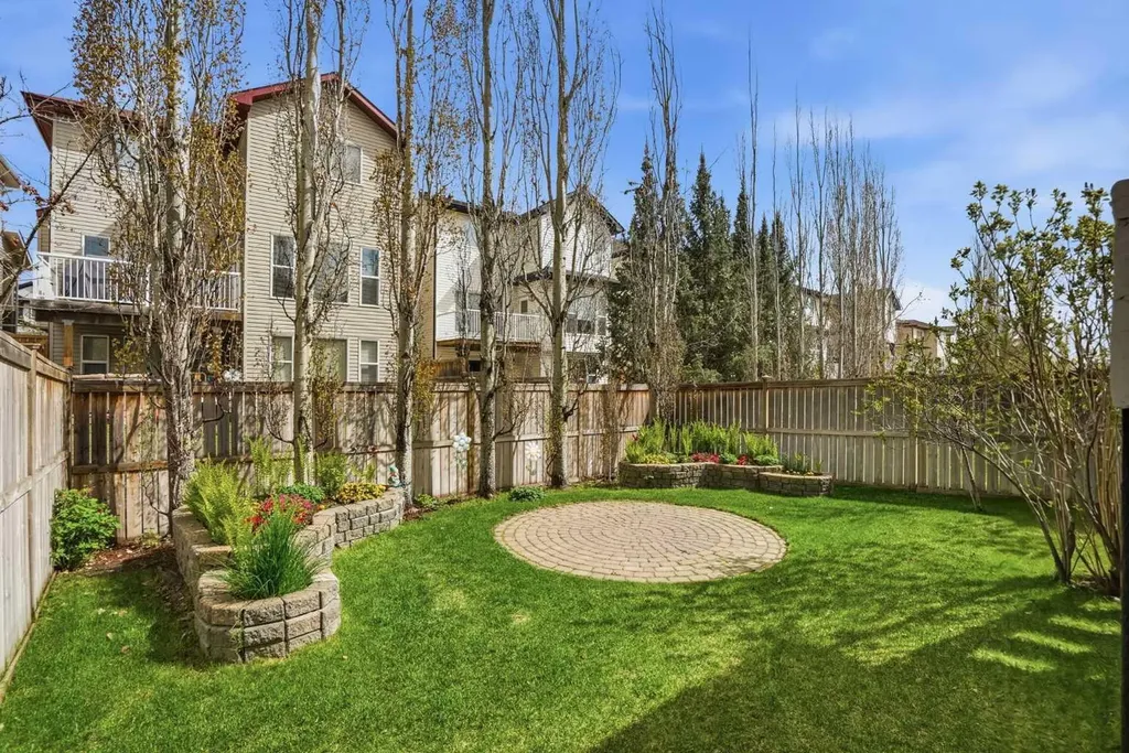 56 Everglen Way SW Calgary AB T2Y 5G3