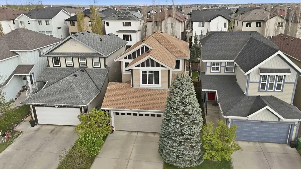 56 Everglen Way SW Calgary AB T2Y 5G3