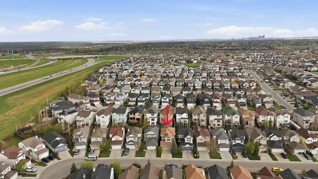 56 Everglen Way SW Calgary AB T2Y 5G3