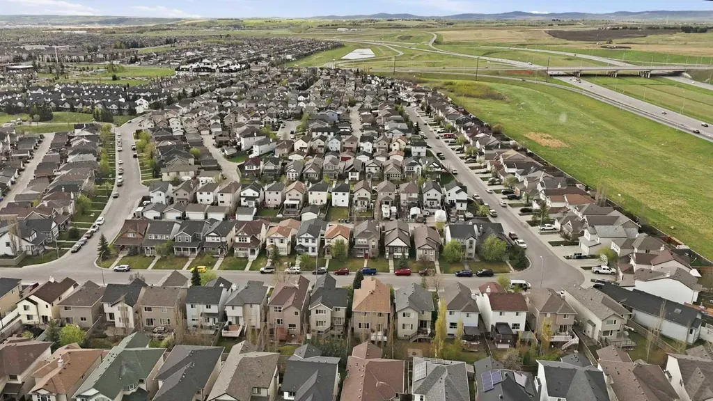 56 Everglen Way SW Calgary AB T2Y 5G3