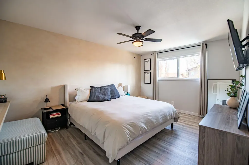 105 Erickson Drive Red Deer AB T4R 1X9