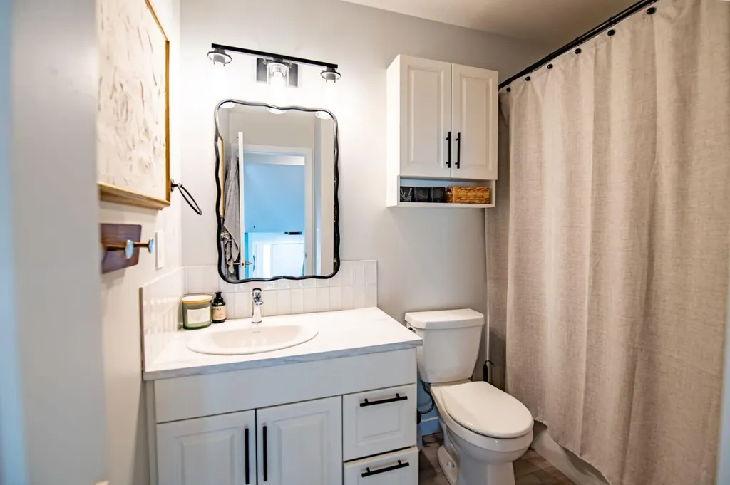 105 Erickson Drive Red Deer AB T4R 1X9