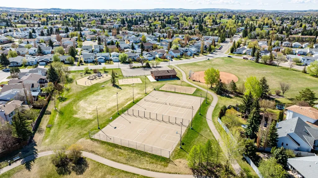 105 Erickson Drive Red Deer AB T4R 1X9