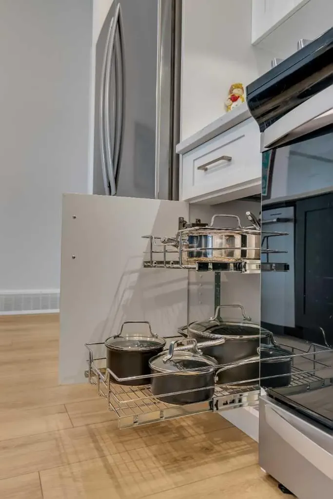 541 Marine Drive SE Calgary AB T3M 2Z6