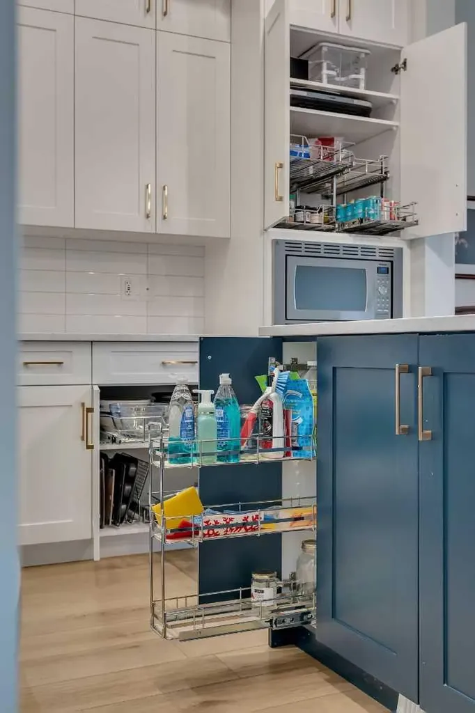 541 Marine Drive SE Calgary AB T3M 2Z6