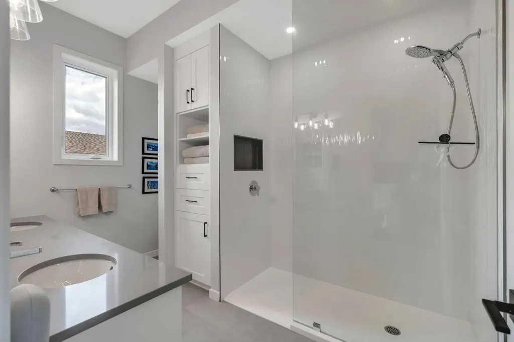 541 Marine Drive SE Calgary AB T3M 2Z6