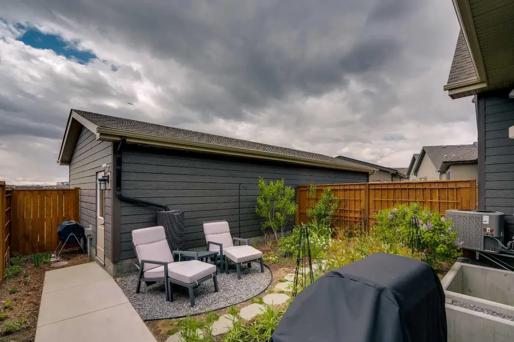 541 Marine Drive SE Calgary AB T3M 2Z6