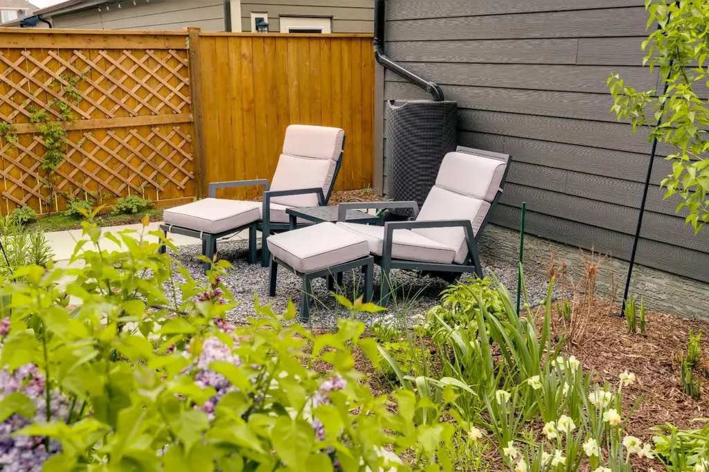 541 Marine Drive SE Calgary AB T3M 2Z6