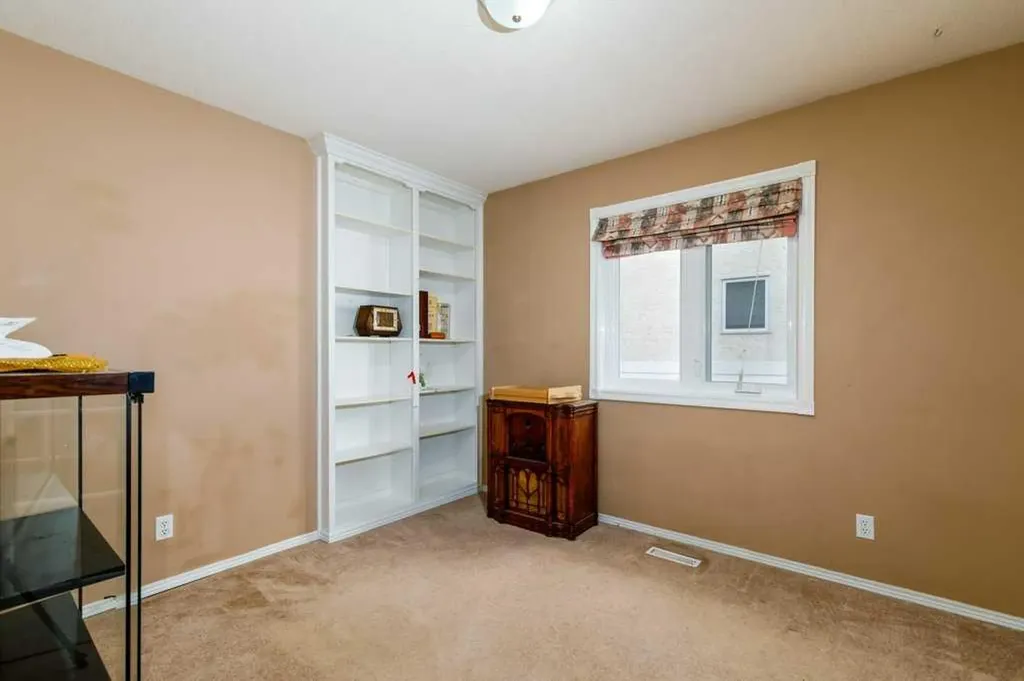 92 Anquetel Street Red Deer AB T4R 2K7